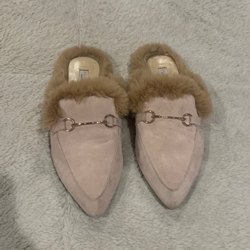 Chinese Laundry/Kristin Cavallari pink suede & faux fur slip on mules.Size 8.5